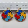 Corazón de Autismo Transfronterizo en Forma de Corazón Rompecabezas de Colores Aleación Colgante de Gota de Aceite Accesorios para Joyería DIY