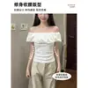 Camiseta de mujer de alta gama blanca con volantes y hombros descubiertos, nuevo estilo verano 2026, top ajustado de manga corta de un solo hombro