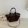 Bolso Casual de Gran Capacidad de Alto Valor, Estilo Nuevo Verano 2026 Personalizado, Bolso de Hombro Vintage de Color Sólido, Bolso Cubo para el Trabajo
