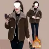 Chaqueta de pana para mujer, forro polar de invierno, cálida, gruesa, versátil, a la moda, rejuvenecedora, corte holgado, adelgazante y que cubre la barriga, adecuada para madres