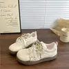 Zapatillas Versátiles de Nicho para Mujer 2026 Nuevas Zapatos de Moda de Primavera/Verano Ins Malla Transpirable Casual Deportivas Zapatos Blancos