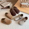 Zapatos Birkenstock para niñas estilo nuevo 2026, zapatos para niños, estilo coreano de otoño, suela gruesa, modernos, suela suave, zapatitos de cuero para niñas