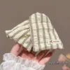 Exquisita pinza de tiburón que hace que el cabello luzca más voluminoso, pinza de pelo a cuadros versátil de lujo ligero para mujer, elegante pinza de garra triangular estilo coreano, pinza de pelo retro