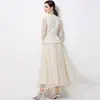 Foto Real de um Vestido de Duas Peças com Renda Patchwork, Gola Redonda, Corte Slim, Bainha Larga e Tule, em Estilo Francês, para Socialite, de Luxo Leve