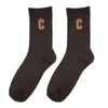 Calcetines de Mujer con Letra C, Tendencia Ins de Otoño, Pantalones de Tiburón de Media Pantorrilla, Calcetines Largos Versátiles Casuales, Calcetines Holgados de Color Sólido