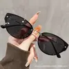 Novos Óculos de Sol Gatinho Dourados para Mulheres, Óculos da Moda Estilo Old Money, Óculos de Sol Antirreflexo Masculinos Tendência de Alta Qualidade