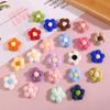 Broche para el cabello con flores de lana tejidas a mano, con forma de flor de ganchillo, para ropa, accesorios, pequeñas flores tejidas al por mayor