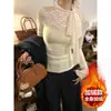 1660 Otoño e Invierno Nuevo Diseño Francés Encaje Top Ajustado Delgado Nuevo Ajustado Camisa Base Lisa Mujer
