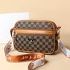 Guangzhou 2025 Nova Bolsa Feminina de Moda Transfronteiriça Bolsa de Ombro para Mãe de Meia-Idade Bolsa Feminina Transversal Pequena Quadrada