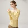 Outono/Inverno 2026 Novo Suéter de Caxemira Gola Quadrada Pulôver Suéter Base de Caxemira Top Elegante de Corte Justo Feminino