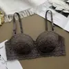 Sujetador de encaje de media copa para comercio exterior en stock, ajustable, sexy, push-up, estilo strapless con tirantes desmontables