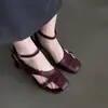 Versión de Piel de Oveja~Sandalias Cuadradas para Mujer con Tacón Grueso, Nuevo Estilo de Verano, Zapatos de Tacón Alto para Uso en Exteriores, Sandalias de Punta Cerrada, Versátiles y Cómodas