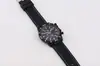 Reloj Deportivo de Cuarzo para Hombre, Reloj Analógico Estilo Carreras con Correa Negra de Silicona y Marcadores Blancos en la Esfera