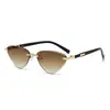 Nuevas Gafas de Sol de Moda Europeas y Americanas Triangulares Estilo Ojo de Gato para Hombres y Mujeres, Gafas de Sol Metálicas Mismo Estilo, Gafas de Sol de Lujo Ligero