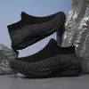 Zapatos sin cordones transpirables de punto fly para hombre, zapatillas deportivas casuales, ligeros y cómodos, estilo para parejas, zapatos modernos y versátiles con parte superior elástica para hombre