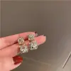 Brincos de Prata 925 Agulha Luxo Nicho Zircônia Branca para Mulheres Ins Trendy Versátil Geométrico Quadrado Diamante Brincos de Pino