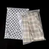 Saco com Zíper Fosco de CPE de Alta Permeabilidade para EPI em estoque Saco para Armazenamento de Roupas Saco Transparente Fosco Saco para Embalagem de Roupa Íntima Atacado