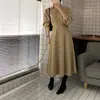 Vestido Chique Coreano Estilo Retrô com Capa, Patchwork e Cintura de Amarração com Mangas Bufantes