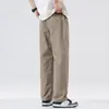 Calça de Seda Gelada Modelo Atual Verão 2026 para Homens, Calça Casual Masculina de Verão Fina de Secagem Rápida, Corte Reto Solto para Trabalho