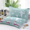 Al por mayor Toalla de almohada de gasa de tres capas Algodón Jacquard para adultos Hogar Dibujos animados Estudiante Transpirable Suave Fabricante de almohadas Amigable con la piel y absorbente de sudor