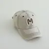 Gorra de Bebé Niña de Mezclilla Lavada Transfronteriza Moderna Letra m Gorra de Béisbol con Visera para Niño Hermosa Nueva Gorra de Béisbol para Niños