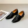 Versión de Piel de Vaca~Diseño Plisado de Moda, Tacón Grueso, Versátil, Sensación de Alta Gama, Zapatos de Piel Simples Retro de Boca Baja, Suela Gruesa