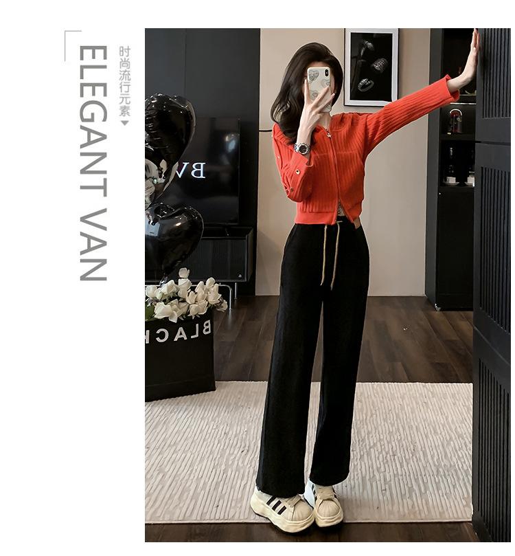 跨境淘货源分销2023秋冬季新款街头潮流减龄小个子爆款欧货网红款运动套装休闲运动气质休闲时尚流行新款秋装秋装女装时尚套装套装女装秋季套装女套装女女士运动服女装两件套套装卫衣套装休闲套装秋季套装女装时尚套装盐系休闲套装女装2023百搭设计感小众洋气欧货阿里国际站跨境采购Cross-border, shopping source, foreign trade, export, distribution 2023 fall, winter, new, street trend, explosive, European goods, network red, sportswear, leisure sports, temperament leisure, fashion popular, new autumn wear, autumn women's wear, fashion suit, women's wear, women's wear, women's wear, women's sportswear, women's two-piece, hoodie suit, casual suit, autumn suit, women's wear, Fashion suit salt department, casual suit women's dress, Ali International Station, cross-border procurement