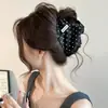 Pinza para el pelo de triángulo a cuadros estilo 2026 con un toque de alta gama, elegante accesorio para el cabello de mujer para la parte posterior de la cabeza, pasador simple y versátil