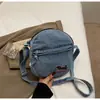 2025 Bolso Pequeño Ligero Estilo Japonés Nuevo Versátil de Mezclilla Casual Cruzado al Hombro Artículo Popular de Moda