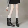 Botas Apiladas Plisadas de Punta Cuadrada que Aumentan la Altura para Mujer Otoño Invierno Nuevas Botines con Hebilla de Suela Plana Botas de Caña Alta Botas Vaqueras Occidentales