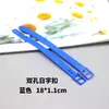Etiqueta de equipaje colorida y ecológica de doble agujero con hebilla rectangular, correa para colgar y opciones multicolor