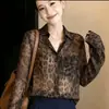 Camisa delgada retro con estampado de leopardo estilo coreano para mujer, ajuste holgado de verano, versátil, adelgazante, top de manga larga