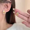Pendientes de Calabaza de Cristal con Gradiente Naranja y Aguja Plateada, Frescos y Únicos, Diseño Simple y de Lujo Ligero, Pendientes para Mujer Fulu