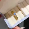 Anillo Abierto de Oro Real de 18k Chapado con Circonia de Trébol de Cuatro Hojas Anillo Fresco Dulce para Dedo Índice Lujo Ligero Sensación de Alta Gama Joyería para Manos Mujeres