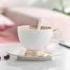 Jingdezhen Hogar Creativo Estilo Europeo Porcelana Fina Té Perfumado Estilo Británico Taza y Plato para Té de la Tarde Juego de Regalo Adornos Pequeños Simples