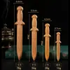 Itens decorativos no atacado: espada de madeira de pêssego, espada de sete estrelas, logotipo personalizado, pingente de madeira de pêssego com gravação integrada, pequena espada tesouro, espada de bebê Yuanbao