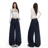 Directo del fabricante: Jeans de mujer de tiro bajo estilo americano en color oscuro, nuevo modelo otoño 2026, pantalones rectos anchos que estilizan, hasta el suelo
