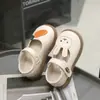 Sapatos para Bebê Menina 2026 Primavera e Outono Novos Sapatos de Couro Antiderrapantes para Crianças Sapatos para Caminhada de Bebê Sapatos de Princesa para Meninas
