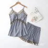 Conjunto de pijama de seda gelada feminino para o verão, camisola sexy de renda com roupão, conjunto de cinco peças, roupa de casa de manga comprida para live do TikTok com bojos