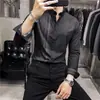 Camisa de Rayas Verticales de Moda Versátil con Personalidad Ajustada Slim Fit para Hombre, Camisa Casual sin Planchar para Hombre