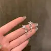 Pendientes Exquisitos de Estrella de Gama Alta para Mujer, Pendientes de Diseño de Nicho de Lujo Ligero, Pendientes Elegantes de Nuevo Estilo 2025