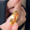Tienda de Oro con Diseño Brillante Anillo Liso Anillo de Escamas de Pez Anillo de Diseño Simple de Nicho Joyería al por Mayor