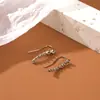 Ganchos de Orelha Mais Vendidos Transfronteiriços, Ganchos de Orelha Perfurados Dourados com Strass Rosa Personalizado Retrô, Vendas Diretas de Fábrica