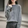 Novo suéter de tricô de cashmere outono e inverno para mulheres, cardigã de gola redonda, top base de lã de corte solto