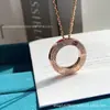 Colar de disco redondo Cartier de alta qualidade, Colar de disco série Love, Colar de disco redondo em ouro V banhado a ouro 18K e ouro branco com design de céu estrelado