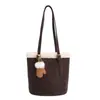 Nova Bolsa de Axila de Pelúcia High-End Retrô 2025 Bolsa Saco Feminina de Grande Capacidade Portátil Bolsa de Ombro de Camurça