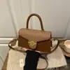 2026 Invierno Nuevo Elegante y de Moda Versátil Simple Casual Textura Retro Bolso de Hombro Cruzado Pequeño Cuadrado