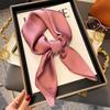 Pañuelo de seda para mujer nuevo estilo decorativo de alta calidad pañuelo cuadrado pequeño versátil moderno pañuelo de seda artificial lazo para bolso pañuelo delgado
