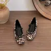 Zapatos Mary Jane Cuadrados de Primavera Temprana 2026 para Mujer, Planos con Moño, Estilo Versátil y Suave