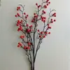 A decoração de flor artificial de vermelho rico de fruta vermelho de baga vermelha vaso de cerâmica arranjo de flores chão sala de estar flor artificial flor decorativa